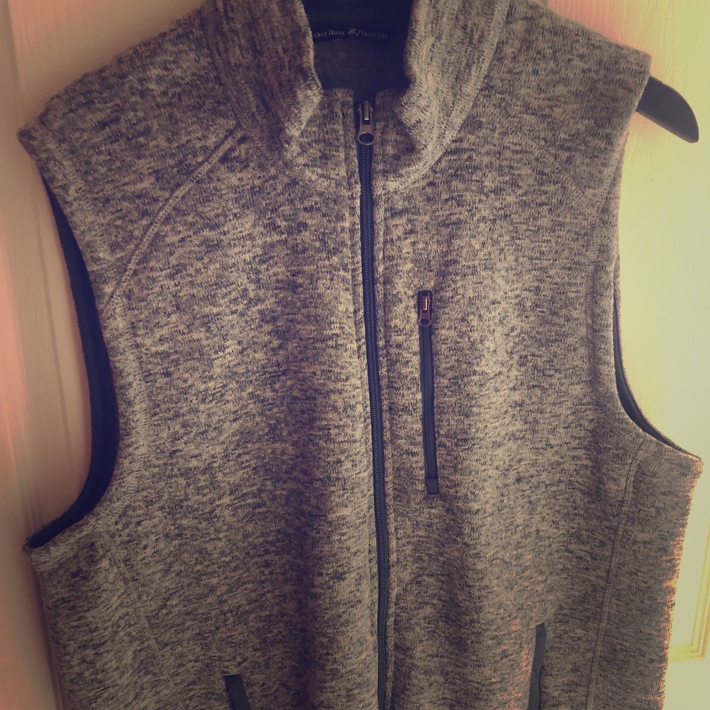 Beverly Hills Polo Club Heathered Grey Vest (L)